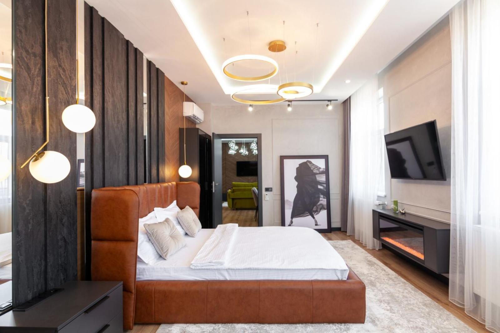 Royal Vip Apartment On Gorodotska 31 リヴィウ エクステリア 写真